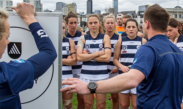 2018_11_05_AFLW_HERO.jpg Coach Paul Hood addresses Bec Goring, Anna Teague, Jordan Ivey & Danielle Orr - Geelong Cats